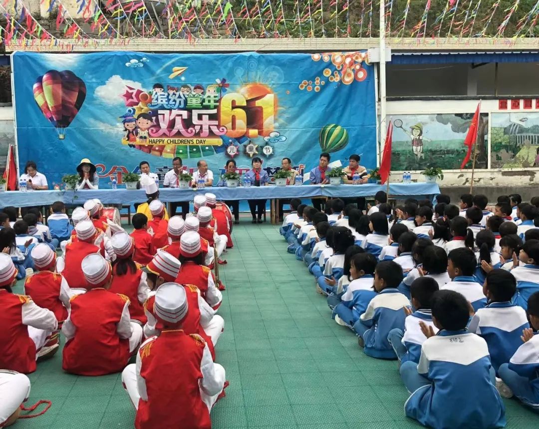 �ذ�δ�����˳ɳ� �Ͻ����Ժ���ж�